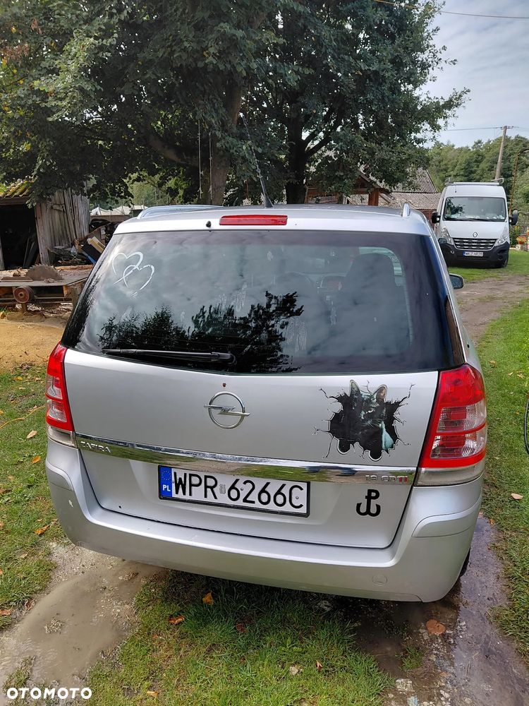 Opel Zafira 1.9 CDTI 111 - 10