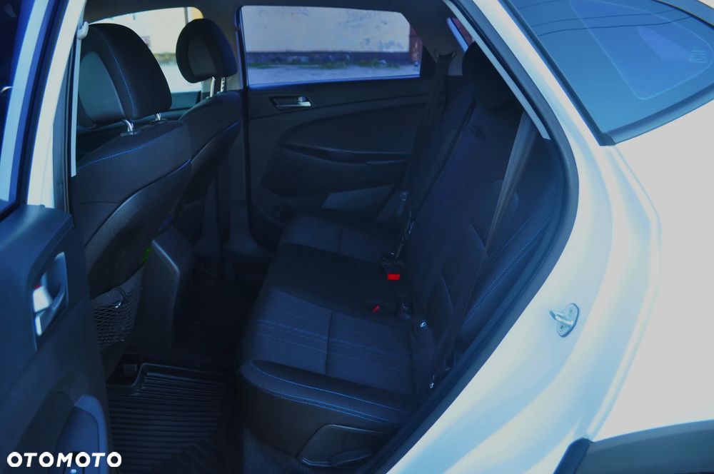 Hyundai Tucson blue 1.6 GDi 2WD Navi - 29