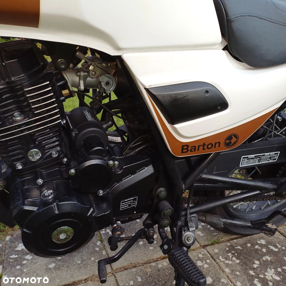 Barton Cafe Racer - 4
