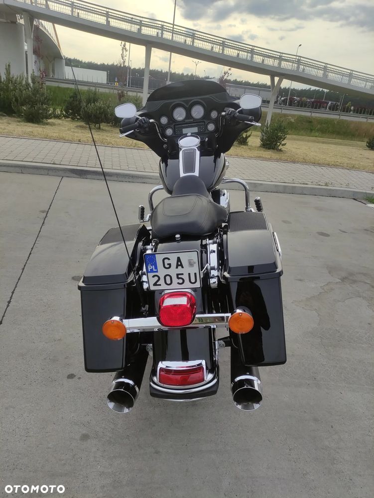 Harley-Davidson Electra - 12