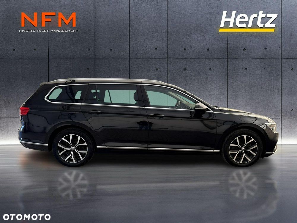 Volkswagen Passat - 8