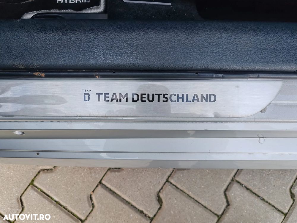 Toyota Corolla 1.8 Hybrid Team Deutschland - 9