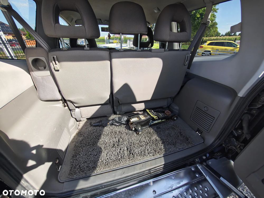 Mitsubishi Pajero - 14