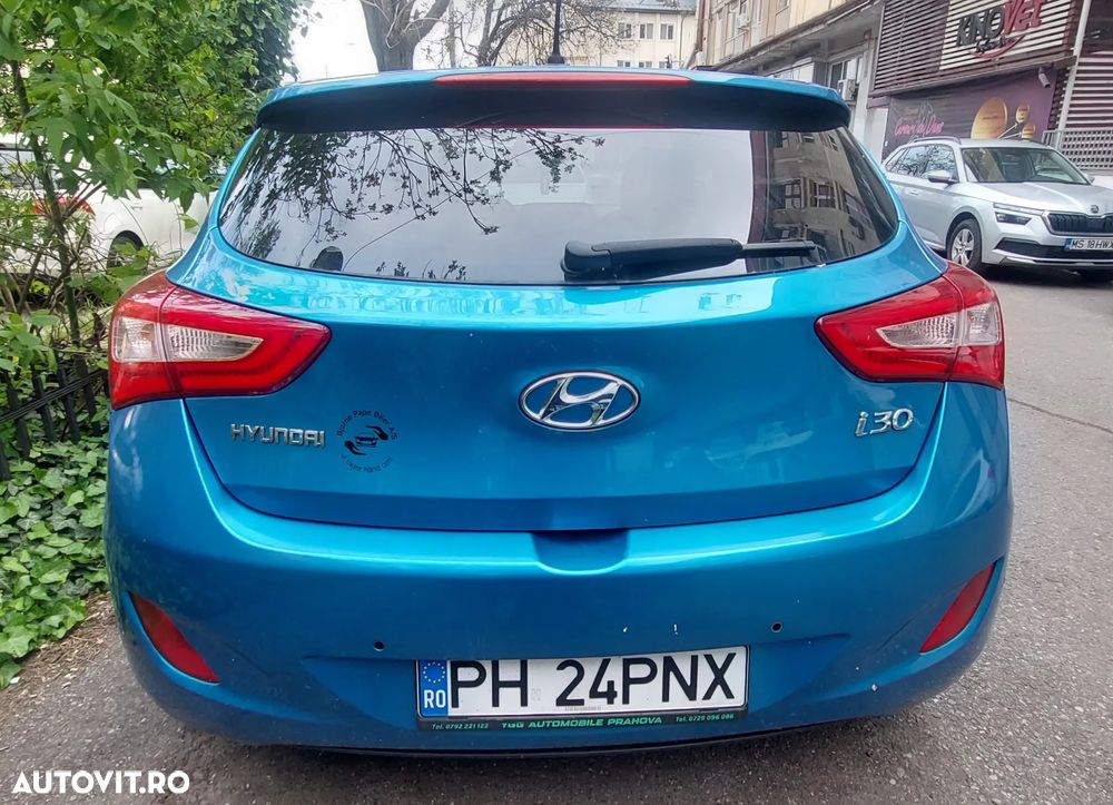 Hyundai i30 1.6 CRDI Comfort - 4