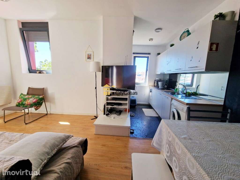 Moradia T2+1 Renovada ao Cais de Gaia - Grande imagem: 4/20