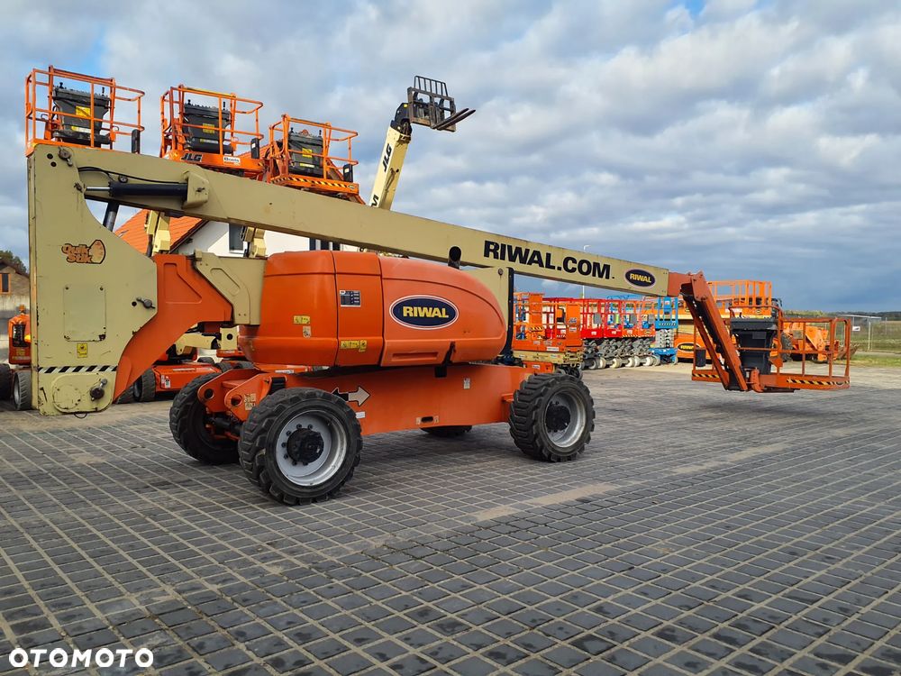 JLG 800AJ - 1