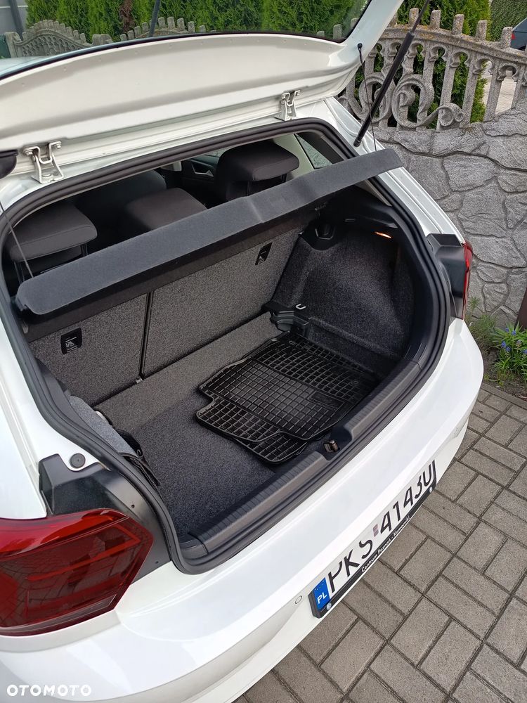 Volkswagen Polo 1.6 TDI SCR Comfortline - 12