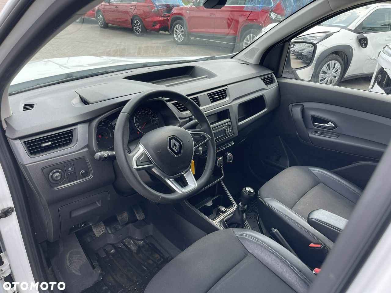 Renault Express - 9