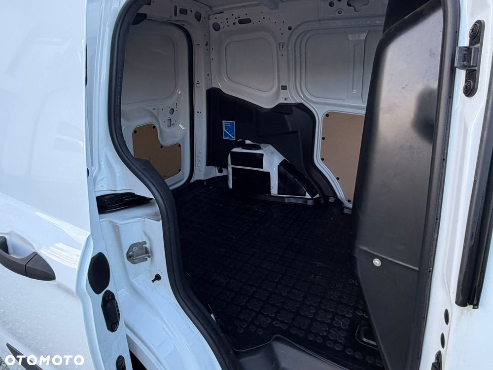 Ford Courier - 7