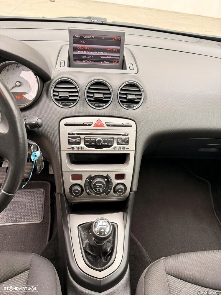 Peugeot 308 SW 1.6 HDi Executive - 16
