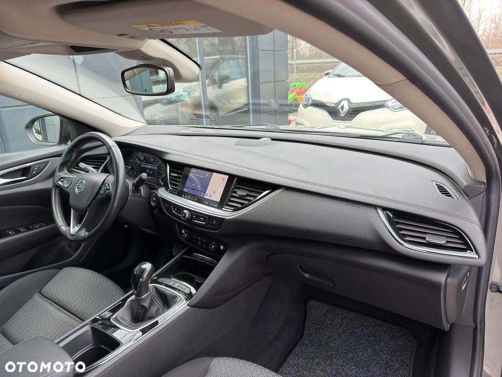 Opel Insignia 1.5 T Exclusive S&S - 8