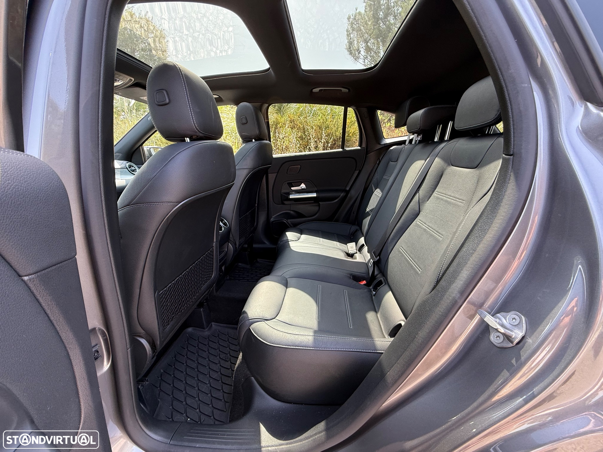 Mercedes-Benz GLA 250 e AMG Line - 9