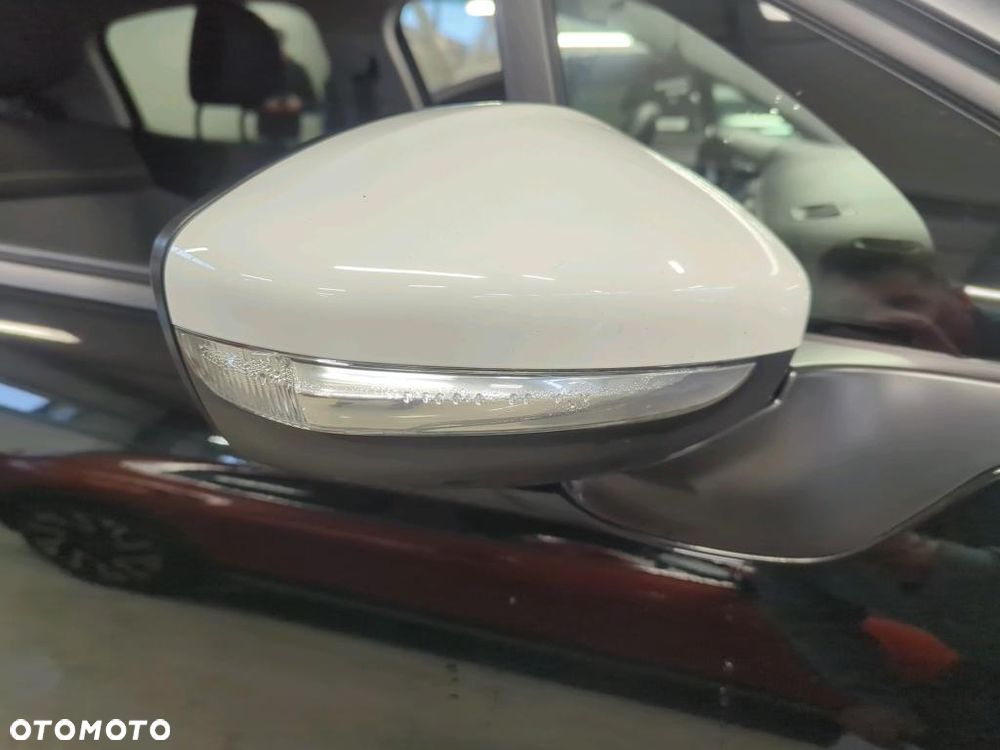 Citroën C3 1.2 PureTech Shine EAT6 - 29