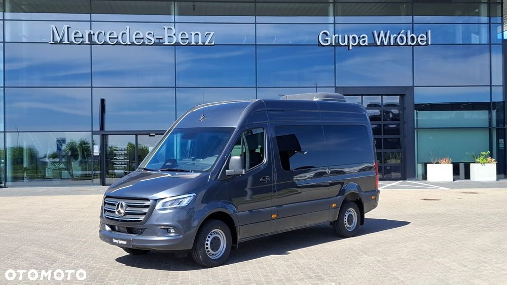 Mercedes-Benz Sprinter - 1
