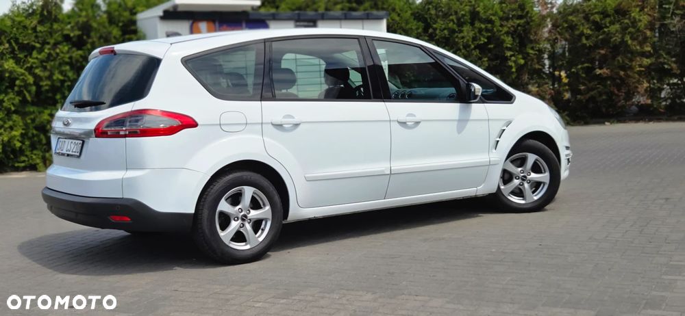 Ford S-Max 2.0 TDCi DPF Business Edition - 19