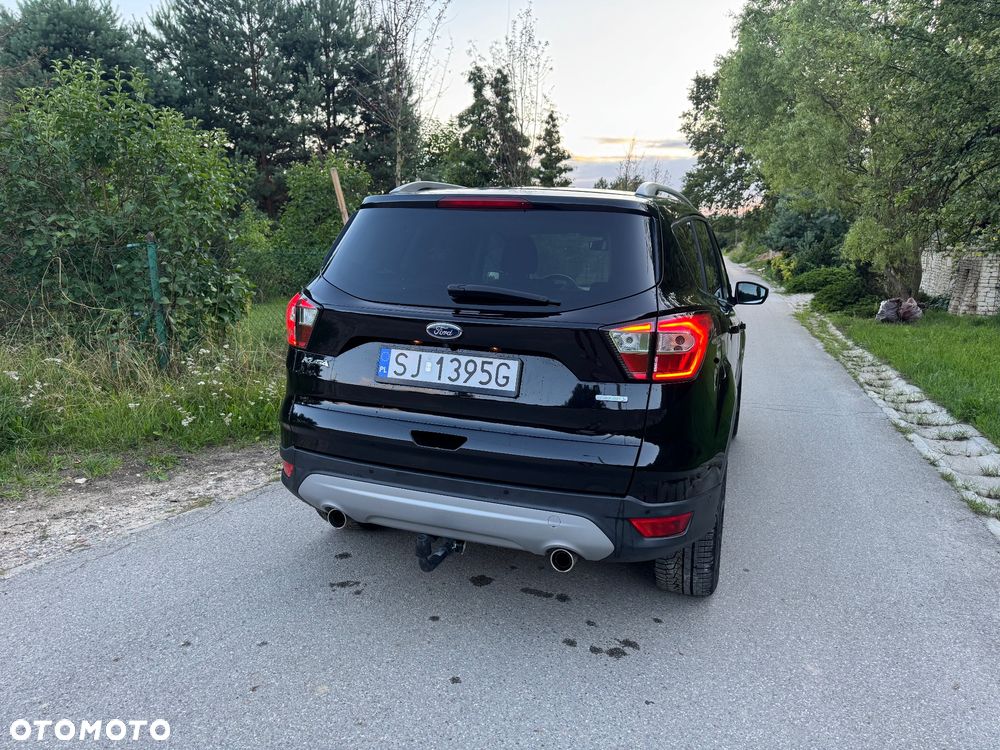 Ford Kuga 1.5 EcoBoost 2x4 Titanium - 11