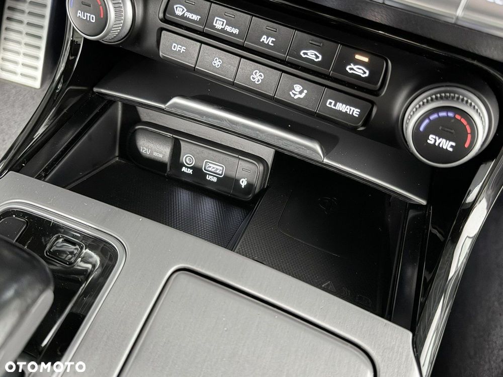 Kia Stinger 2.0 T-GDI GT Line - 36