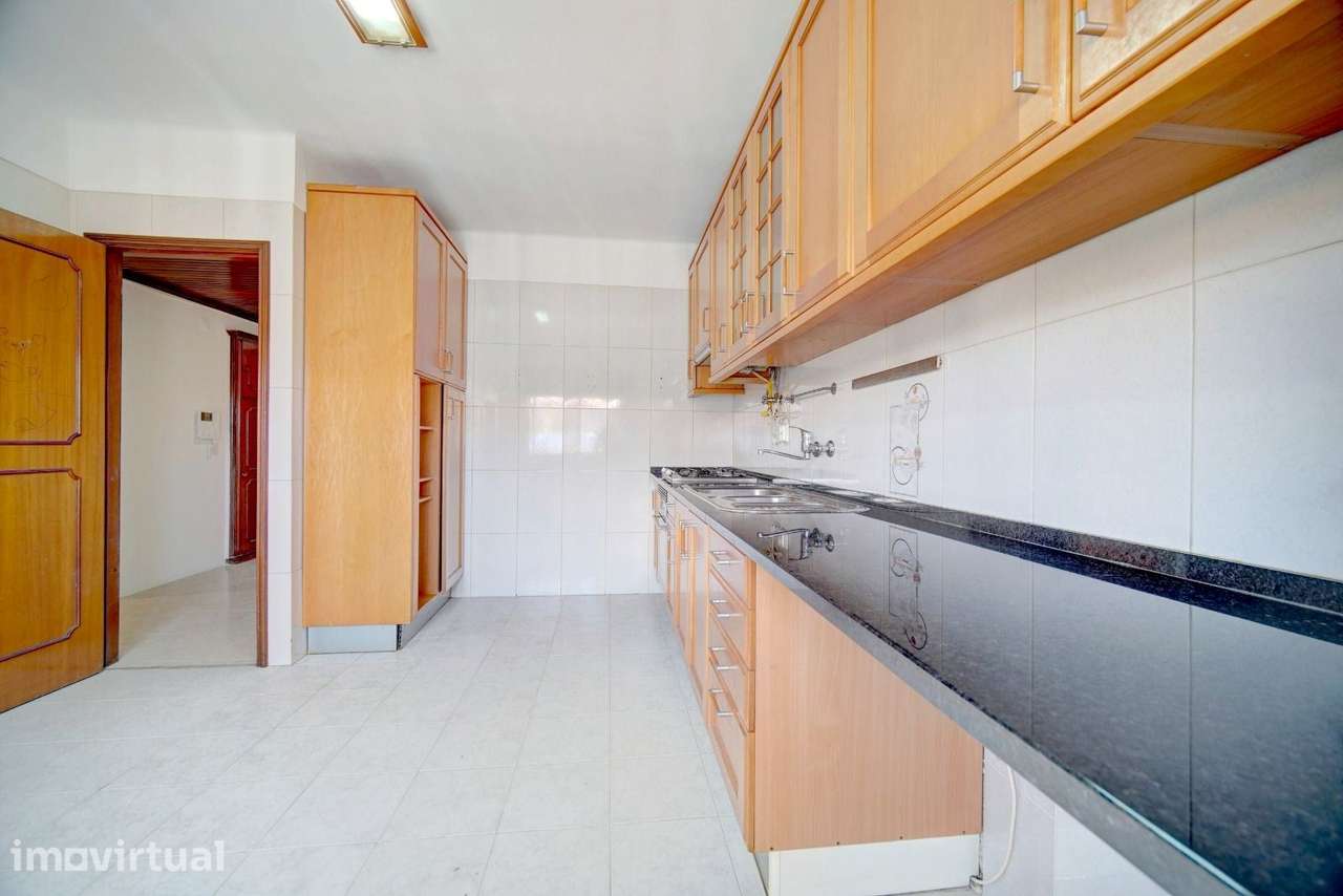 Apartamento T3 à venda em Sintra