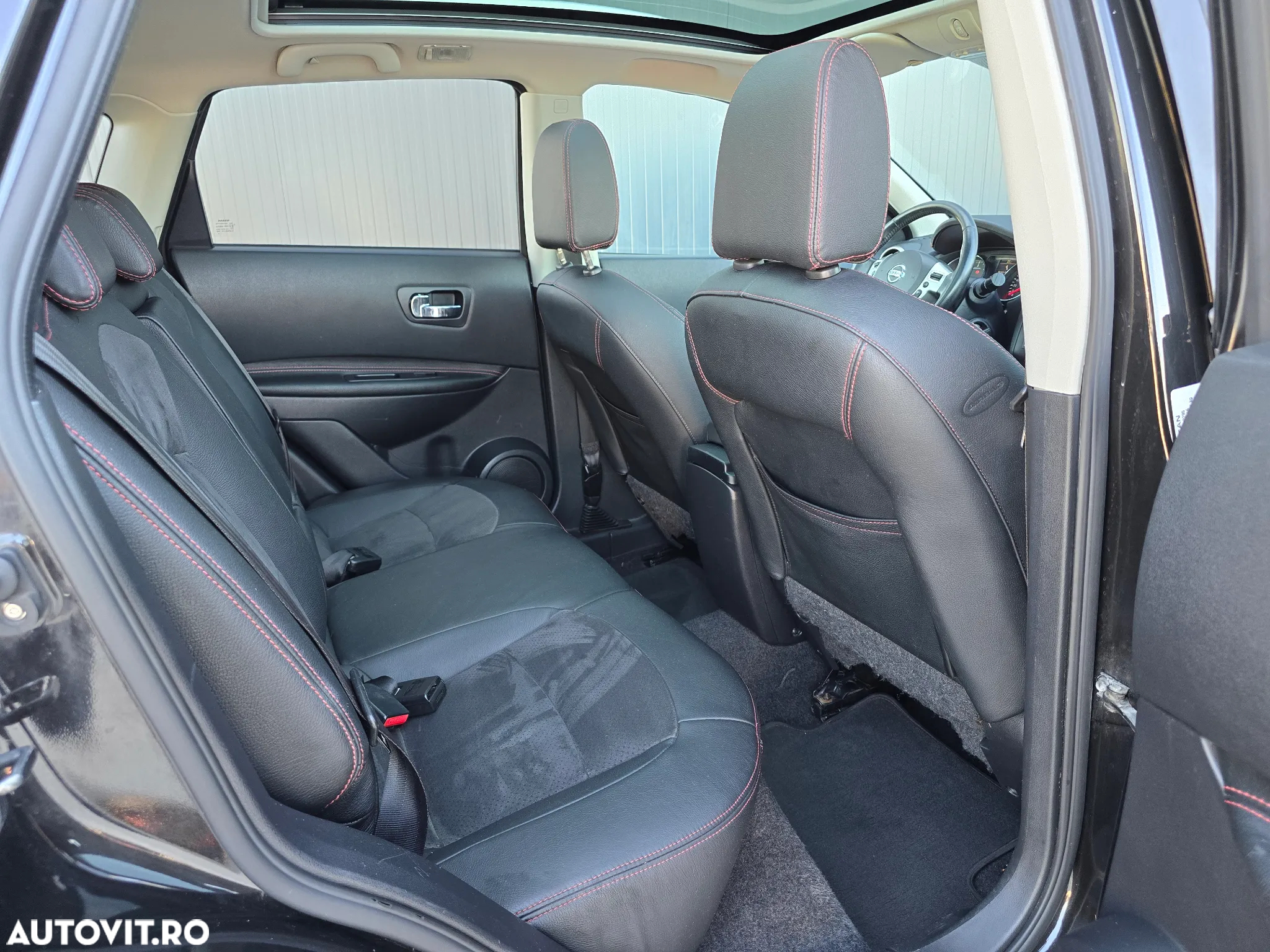 Nissan Qashqai 1.6 DCI DPF Start/Stop tekna - 8