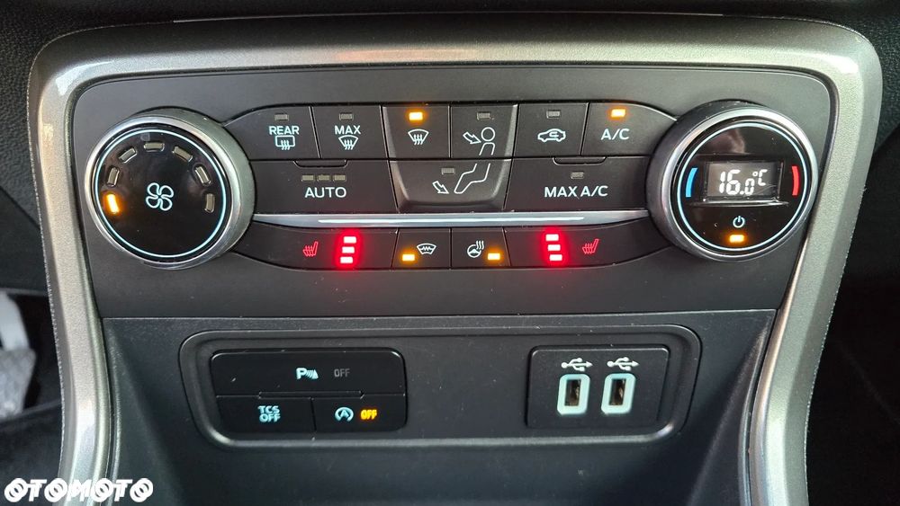 Ford EcoSport - 18
