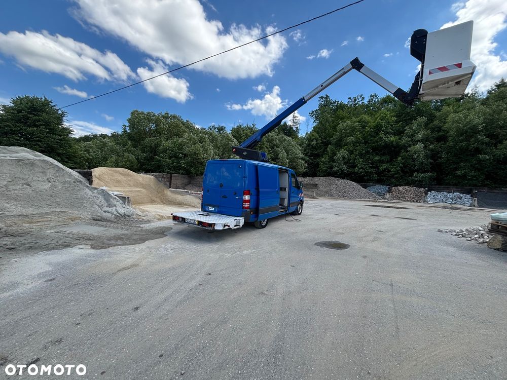 Mercedes-Benz Sprinter - 6