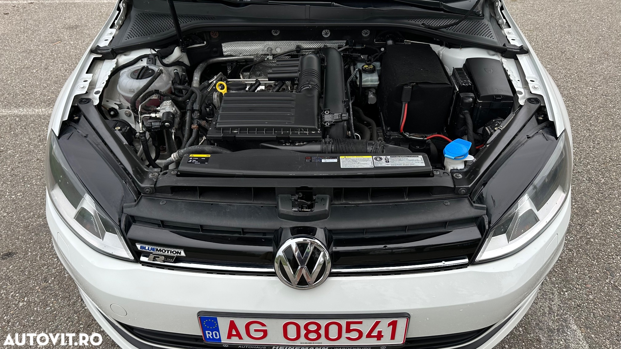 Volkswagen Golf 1.4 TSI BlueMotion Technology DSG Highline - 17