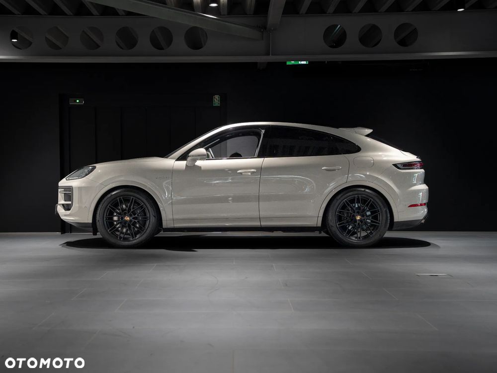Porsche Cayenne E-Hybrid PHEV - 2