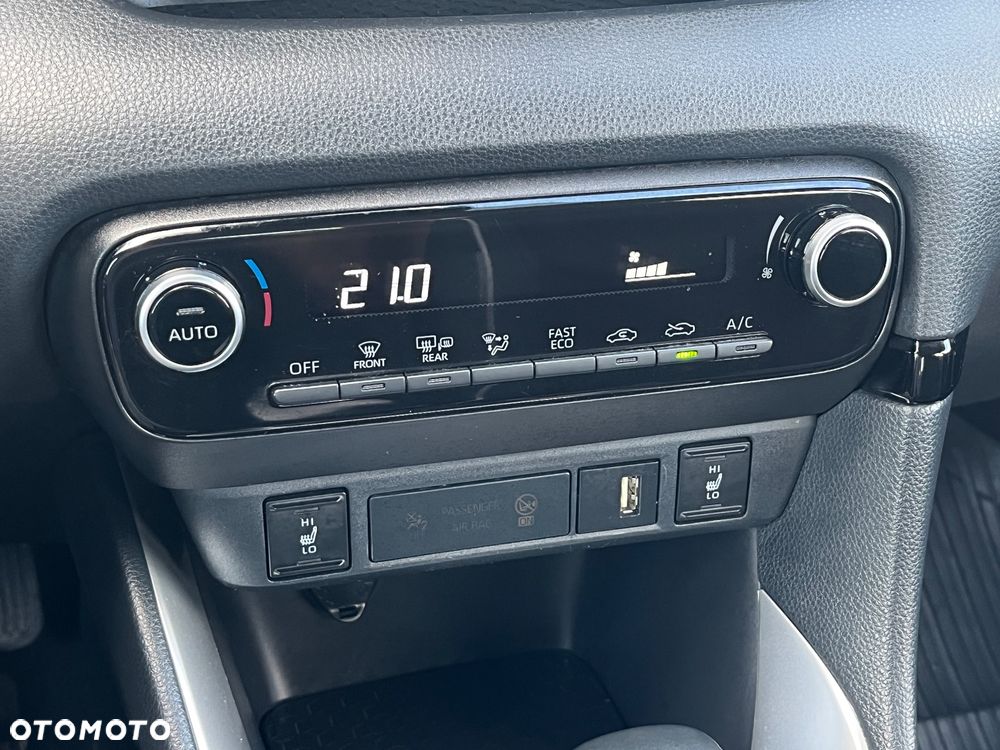 Toyota Yaris - 27