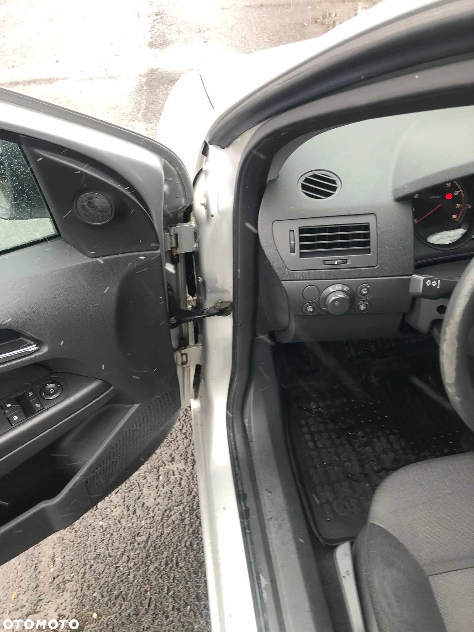 Opel Astra III 1.6 - 6