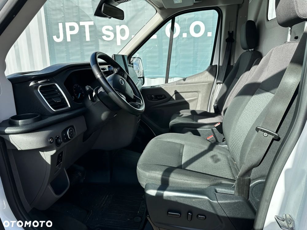 Ford Transit - 17