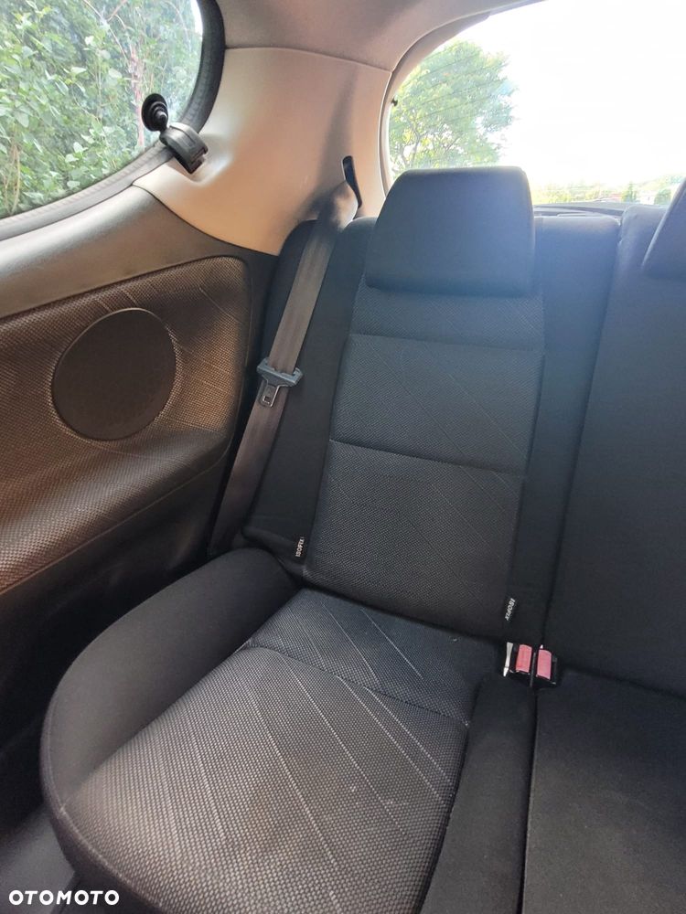 Peugeot 207 1.6 HDi Tendance - 21