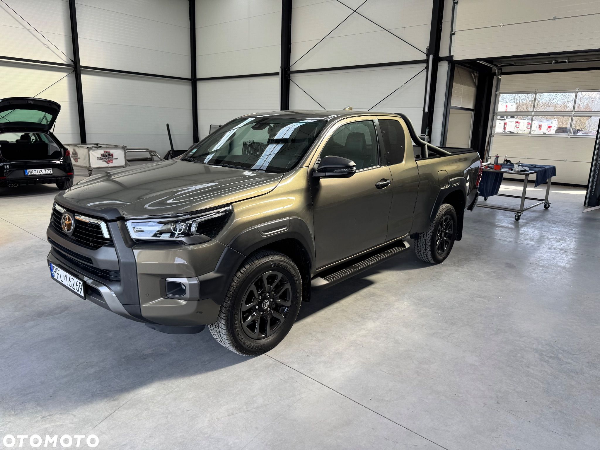 Toyota Hilux 4x4 Extra Cab Autm Invincible - 1