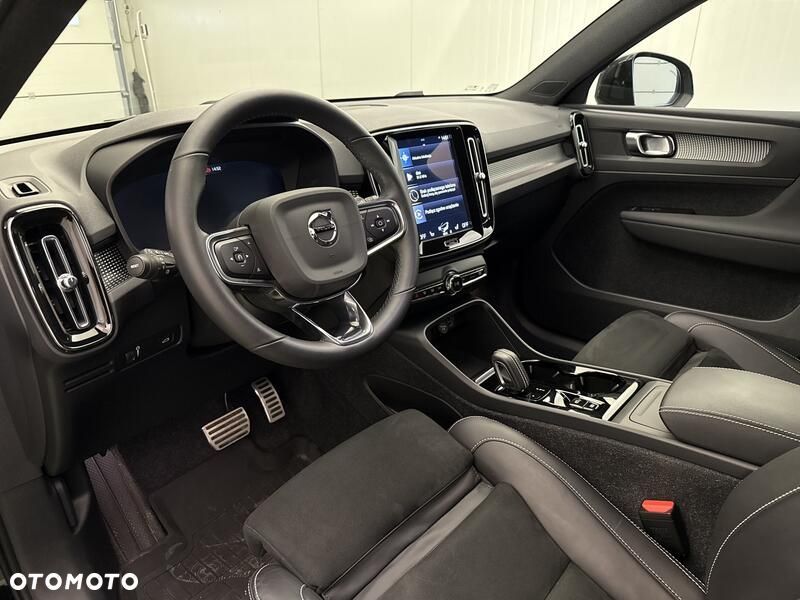 Volvo XC 40 B4 B AWD R-Design - 10