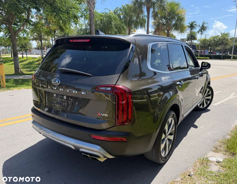 Kia Telluride - 4