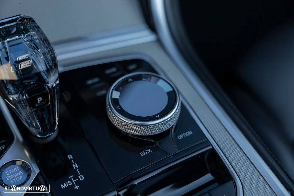 BMW 840 d xDrive Pack M - 40