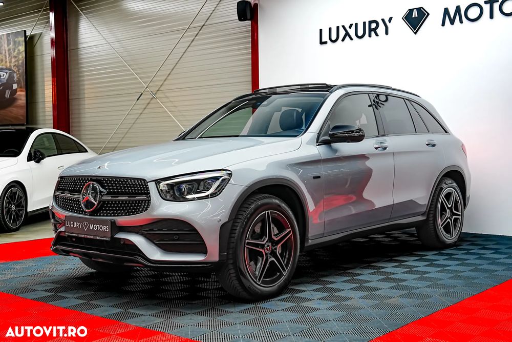 Mercedes-Benz GLC 300 de 4Matic 9G-TRONIC AMG Line Plus - 1