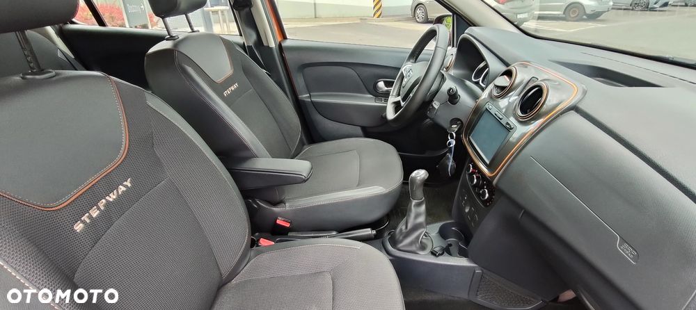 Dacia Sandero Stepway TCe 90 Prestige - 40