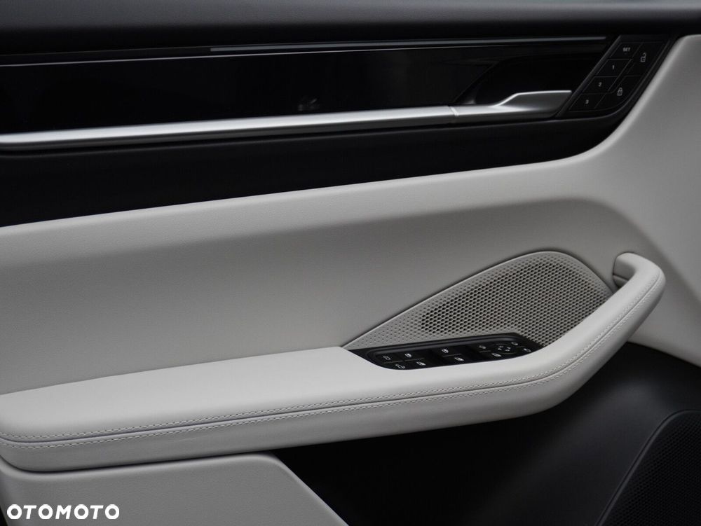 Porsche Macan 4 100kWh - 22