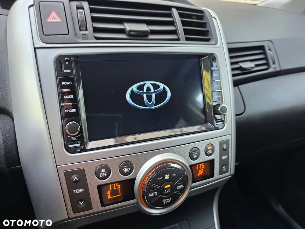 Toyota Verso 1.8 5-Sitzer Executive - 34