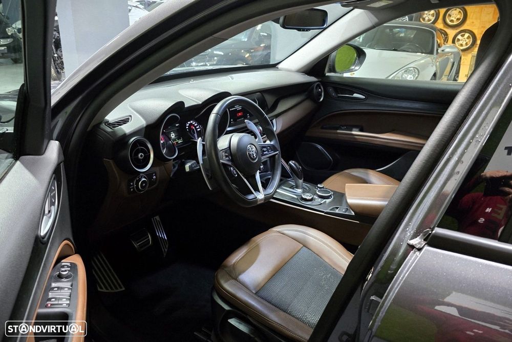 Alfa Romeo Stelvio 2.2 D Super AT8 - 11