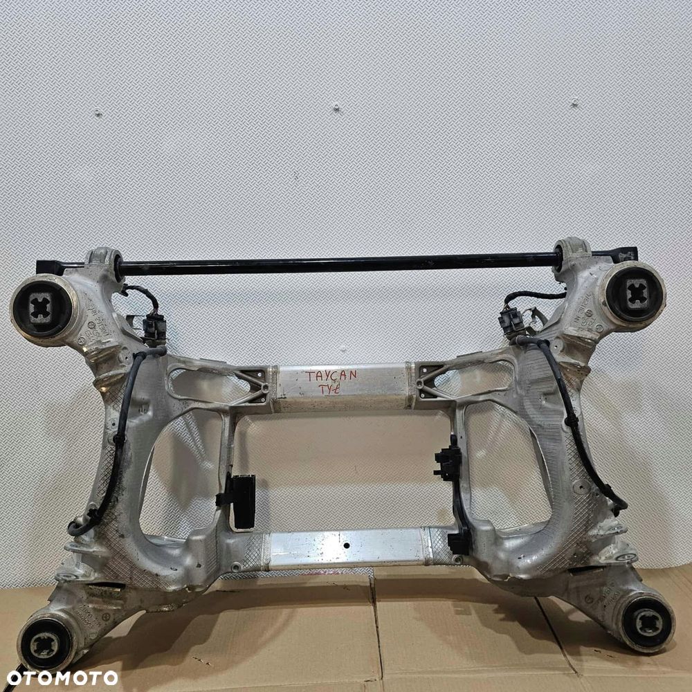 porsche taycan 9j1 wózek sanki belka tył tylna kołyska - 2