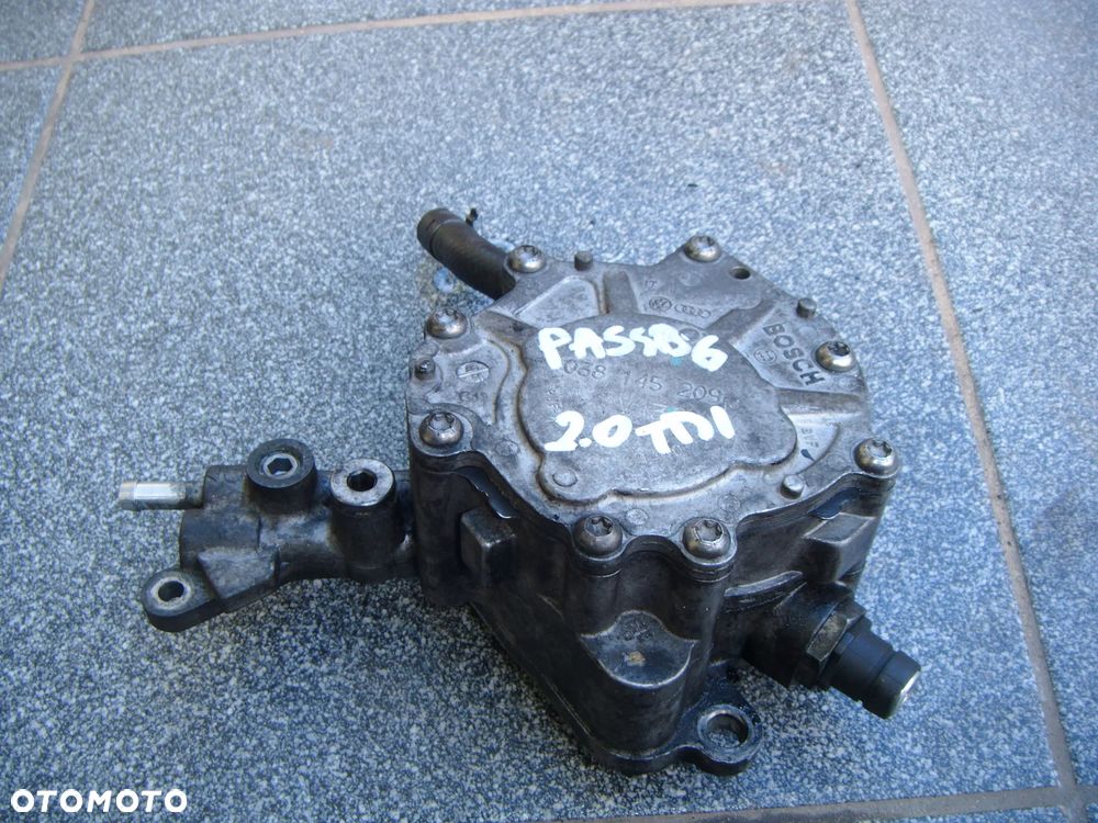 vw passat b6 2.0 tdi pompa vacum 038145209m - 1