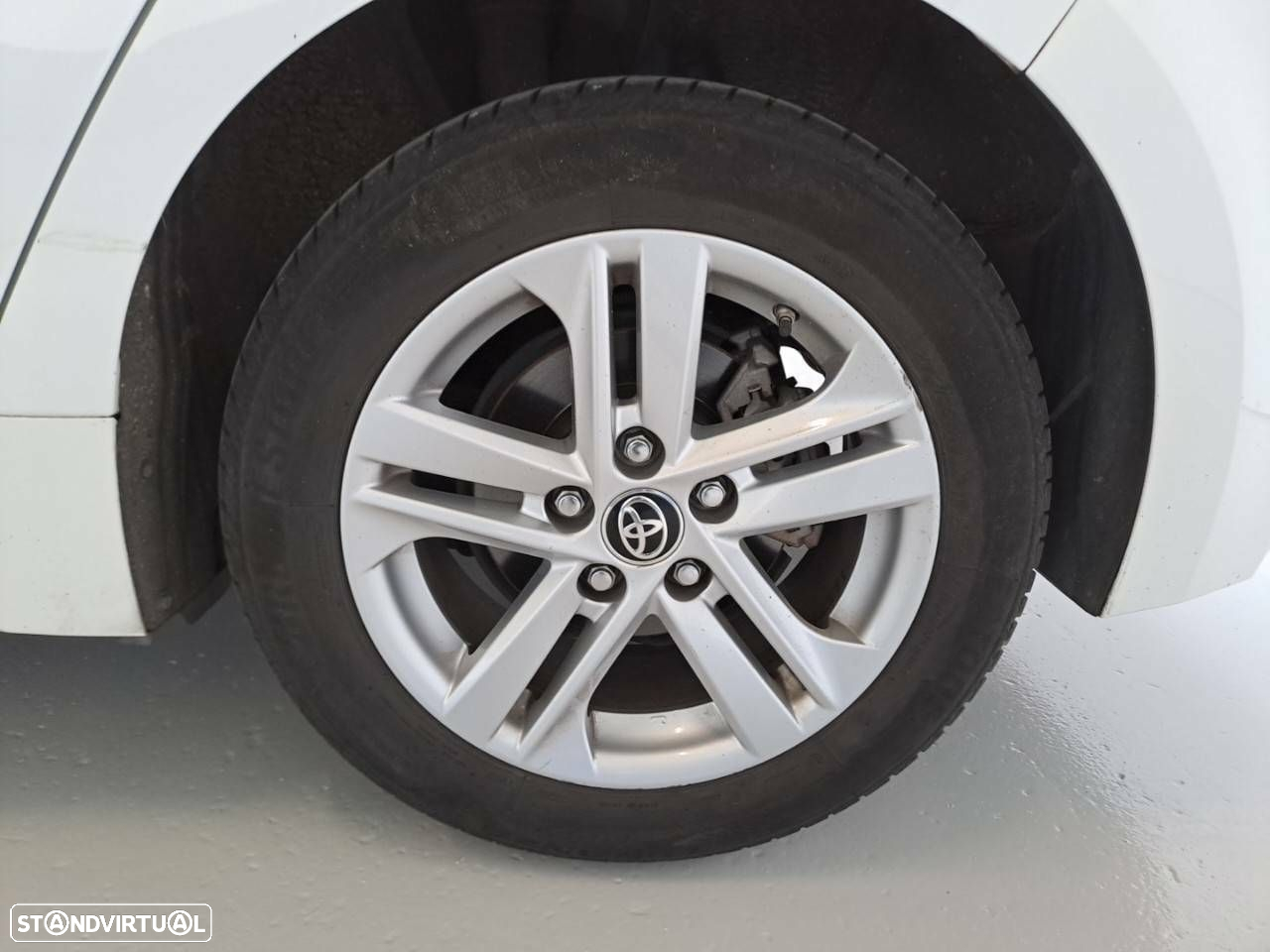 Toyota Corolla 1.8 Hybrid Comfort - 11
