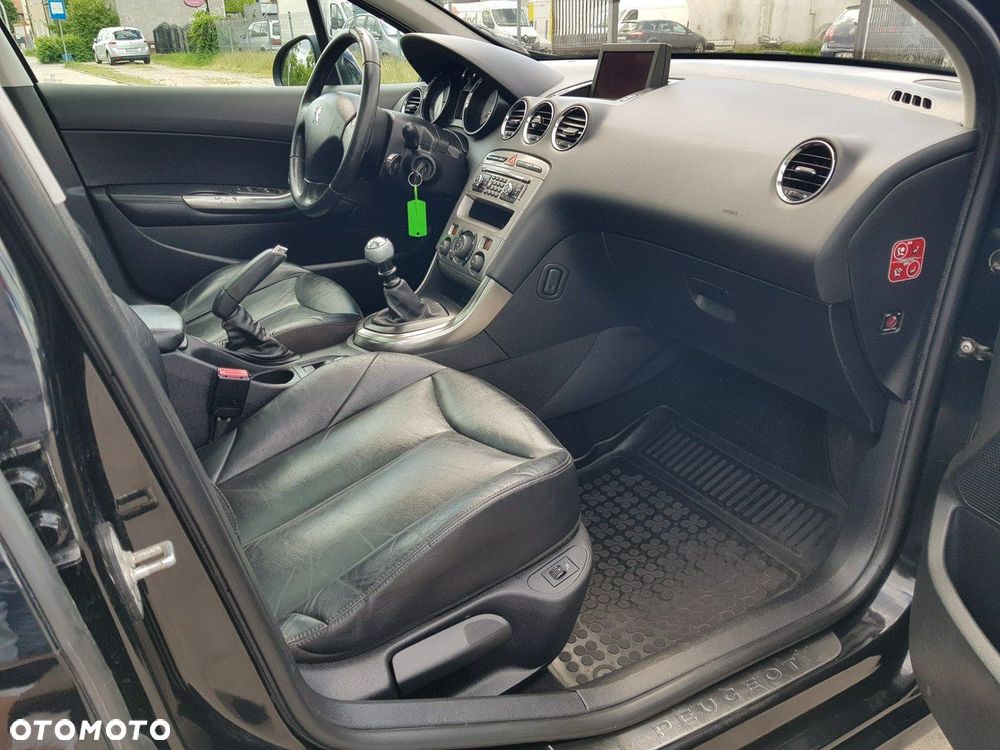 Peugeot 308 1.6 HDi Premium - 17
