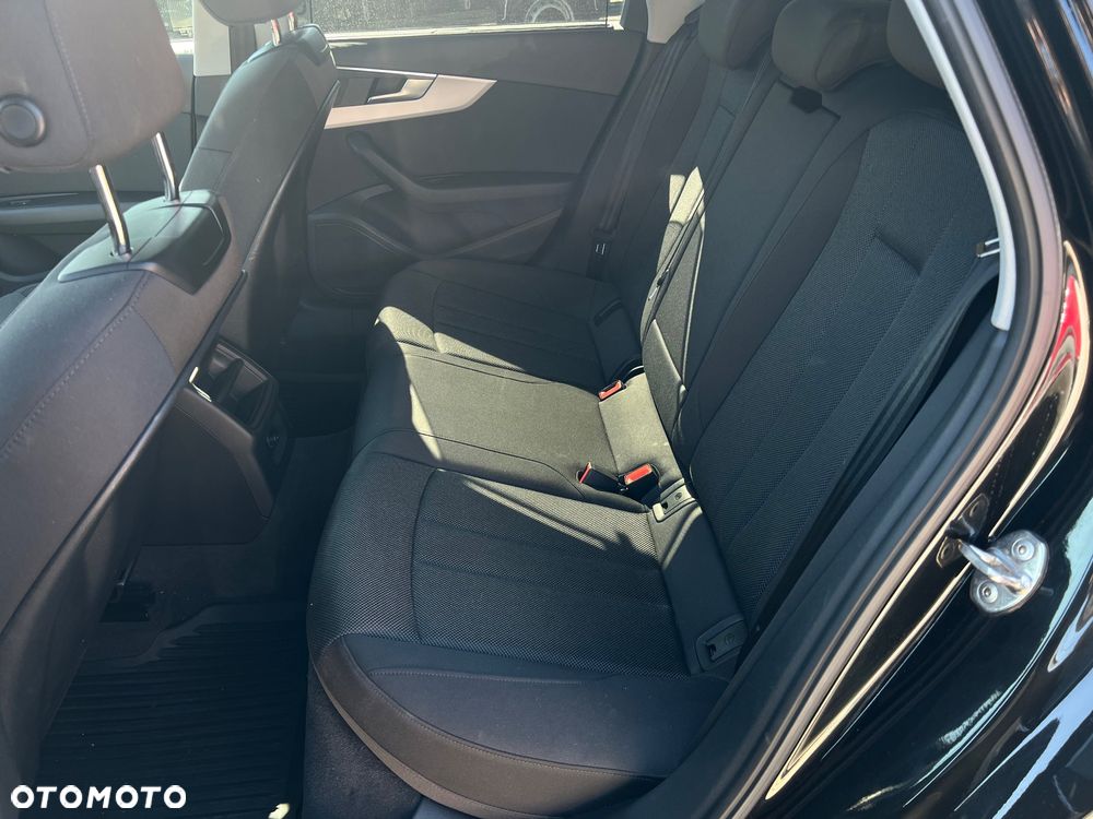 Audi A4 Avant - 38
