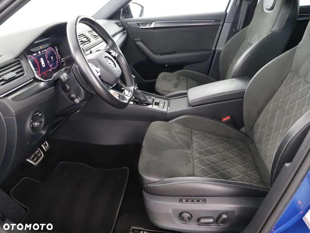 Skoda Superb 2.0 TDI SCR 4x4 Sportline DSG - 9