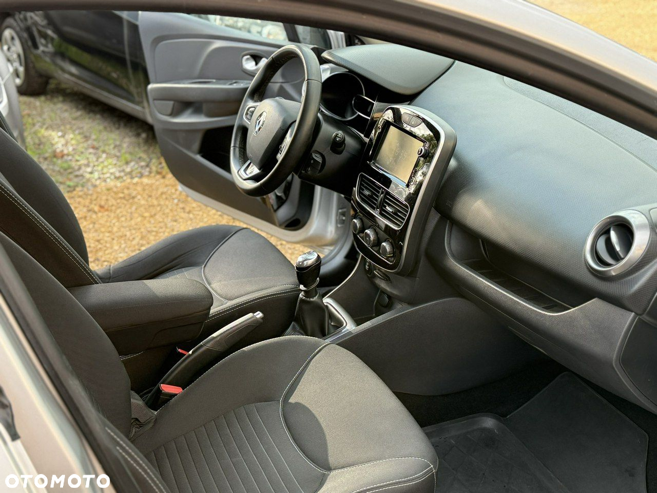 Renault Clio - 20