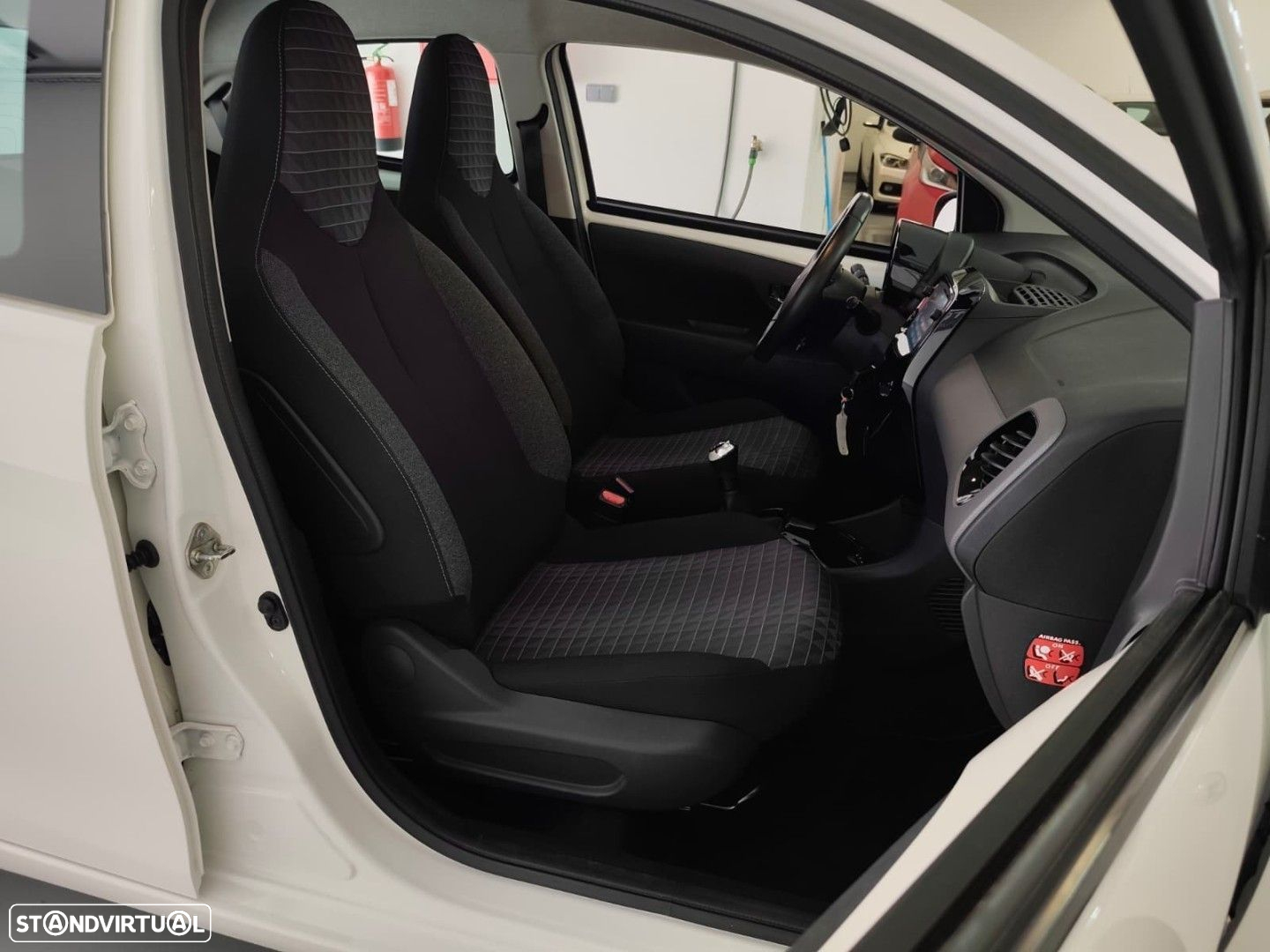 Peugeot 108 1.0 e-VTi Allure - 6