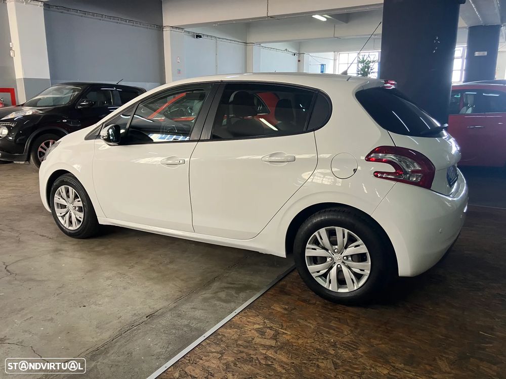 Peugeot 208 1.4 HDi Access - 7