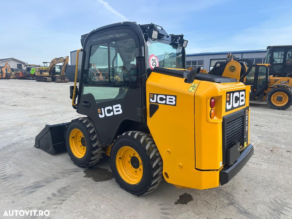 JCB 210 T4 - 5